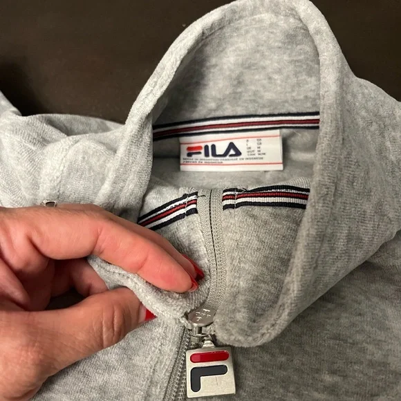 ***NEW Fila Heather Grey VELOUR Track Jacket with logo and weighted zipper (M) - Picture 6 of 16